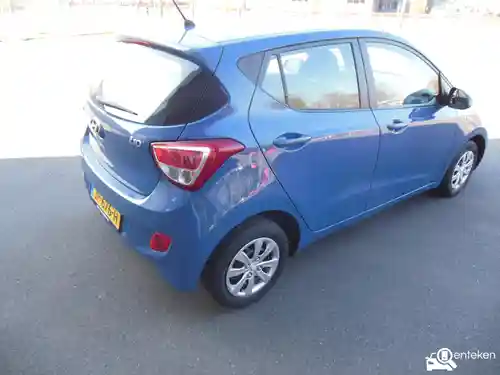 Hyundai i10 1.0 blue 2016