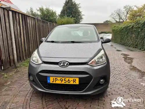 Hyundai i10 1.0 blue 2016
