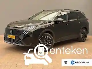 Peugeot 5008 1.2 HYBRID 136 2025