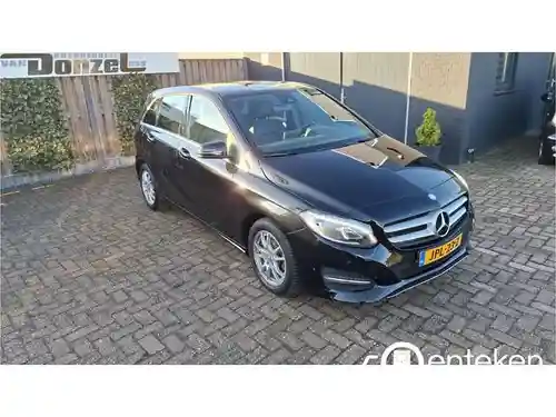 Mercedes-Benz B 180 2015
