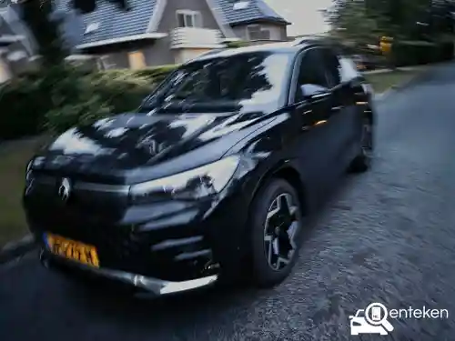 VW Tiguan 1.5 eHybrid OPF 2025