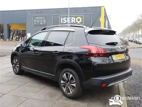 Peugeot 2008 1.2 PureTech 110 2016