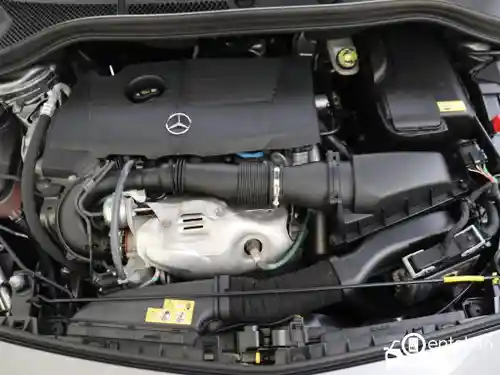 Mercedes-Benz B 180 2016