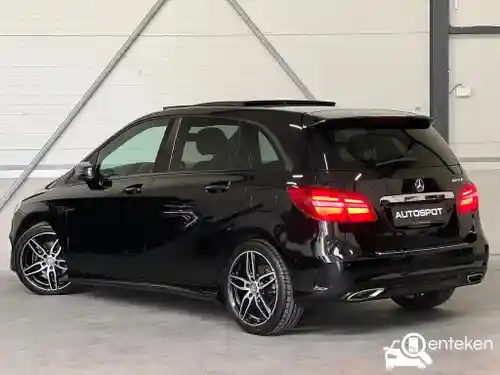 Mercedes-Benz B 180 2016