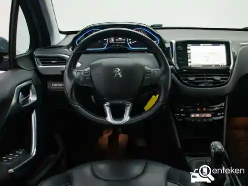 Peugeot 2008 1.2 PureTech 110 2016