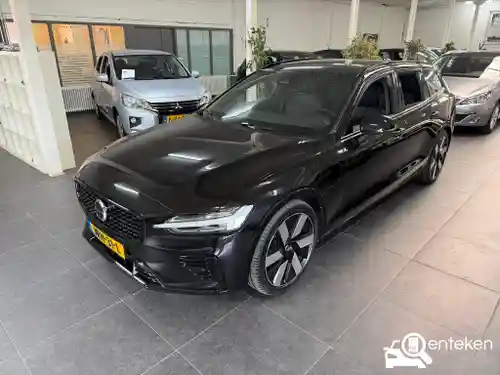 Volvo V60 B6 2024