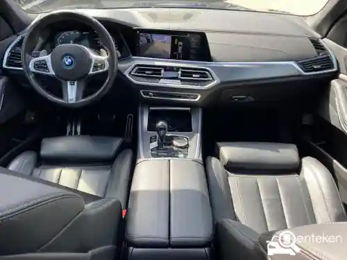 BMW X5 xDrive45e 2022