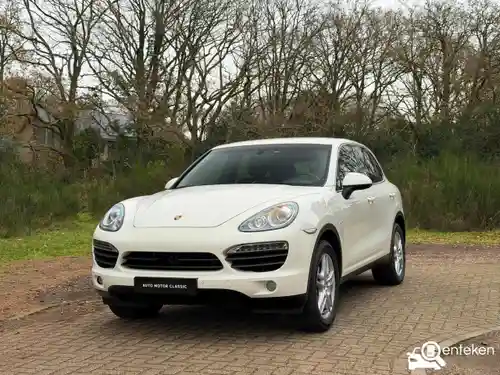 Porsche Cayenne S Hybrid 2011