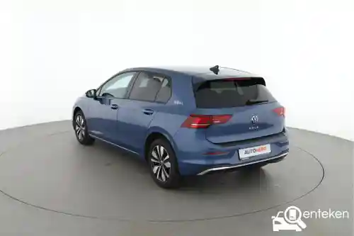 VW Golf 1.5 eTSI 2024
