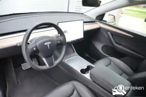 Tesla Model Y Maximum Range 2024