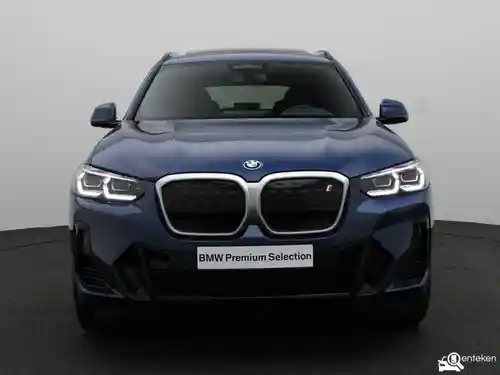 BMW iX3 2024