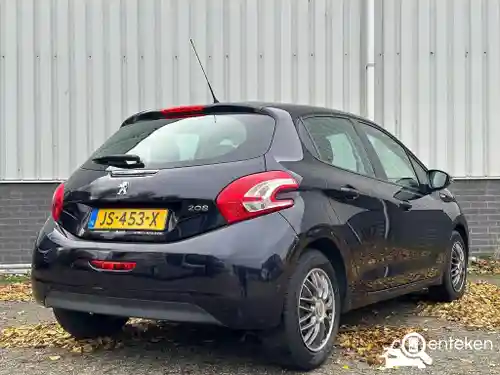 Peugeot 208 1.2 PureTech 82 2013