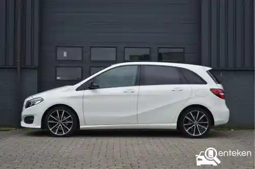Mercedes-Benz B 180 2016