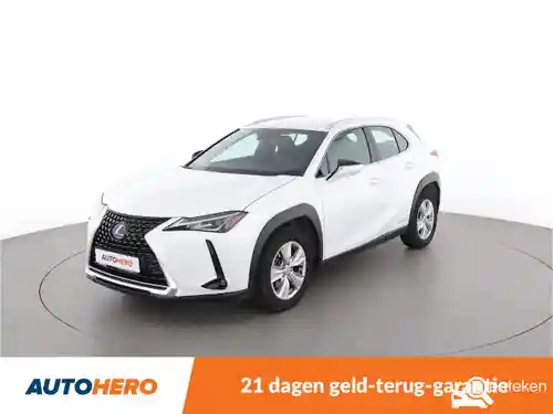 Lexus UX 250h 2021