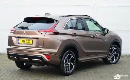 Mitsubishi Eclipse Cross 2.4 Plug-In Hybrid 2024