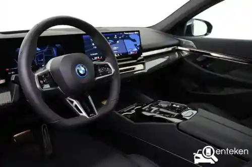 BMW i5 Touring eDrive40 2026