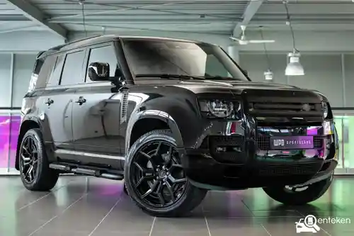 Land Rover Defender 110 P300e 2026