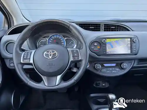 Toyota Yaris 1.5 Hybrid 2016