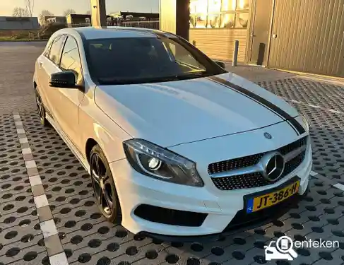 Mercedes-Benz A 180 2013