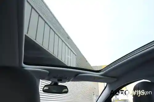 Peugeot 2008 1.2 PureTech 110 2016
