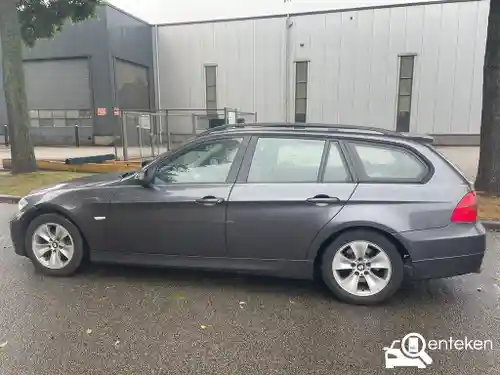 BMW 318i Touring 2007