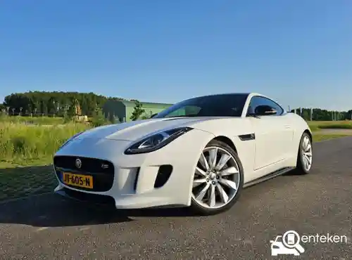 Jaguar F-Type Coupé S 2015