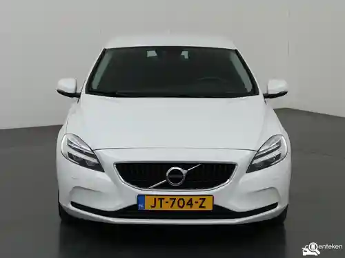 Volvo V40 T2 2016