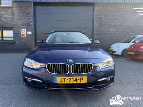 BMW 318i Touring 2016