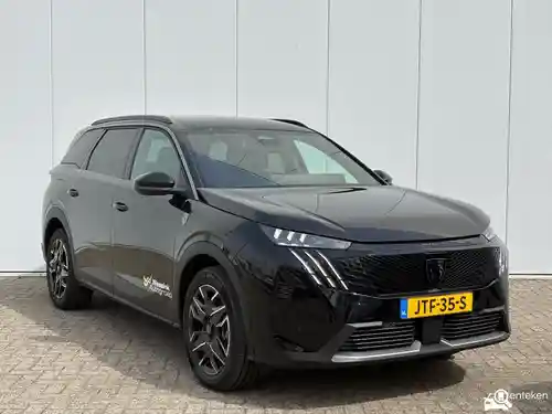 Peugeot 5008 1.2 Hybrid 145 2025