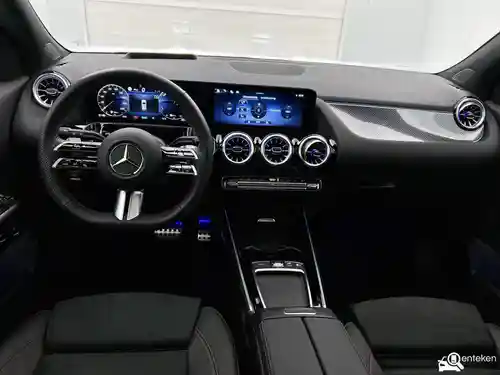 Mercedes-Benz GLA 250 e 2024
