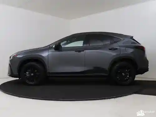 Lexus NX 450h+ 2026