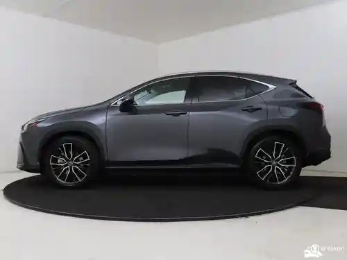 Lexus NX 450h+ 2026