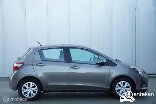 Toyota Yaris 1.5 Hybrid 2020