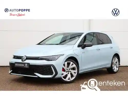 VW Golf 1.5 eHybrid 2024