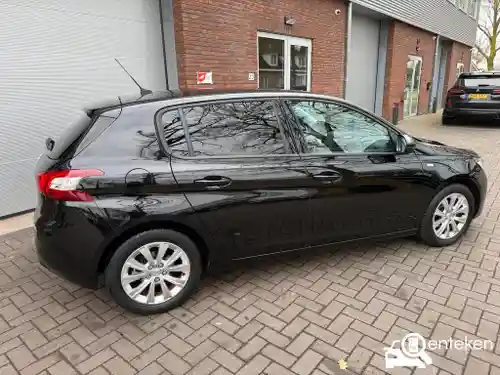 Peugeot 308 PureTech 110 2016