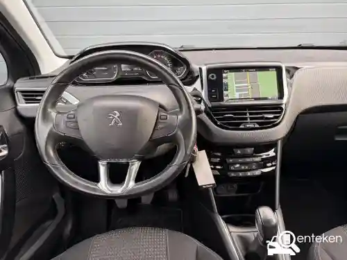 Peugeot 208 1.2 PureTech 110 2016