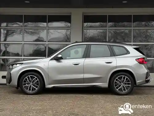 BMW X1 sDrive18i 2025