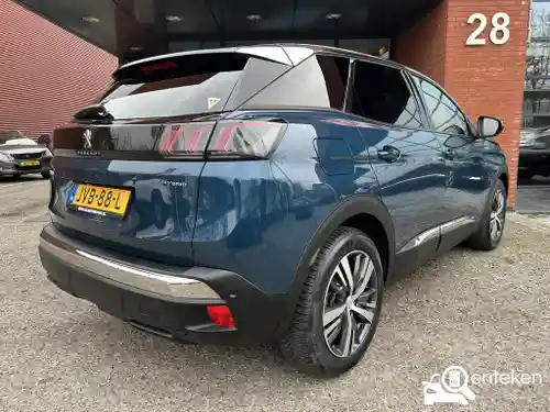 Peugeot 3008 1.6 Plug-In Hybrid 225 2021