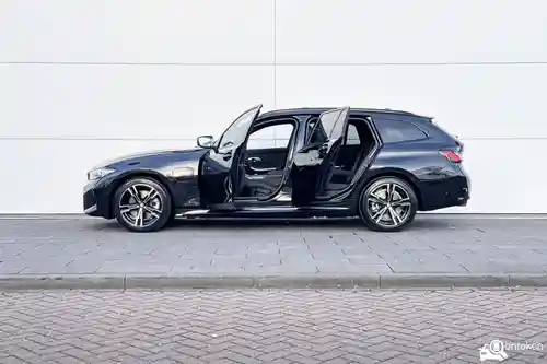BMW 330e Touring 2026