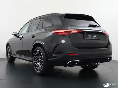 Mercedes-Benz GLC Coupé 300 e 2026