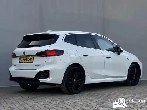 BMW 225e Active Tourer 2022