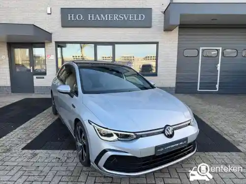 VW Golf 1.5 eTSI 2023