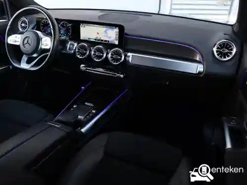 Mercedes-Benz GLB 200 2021