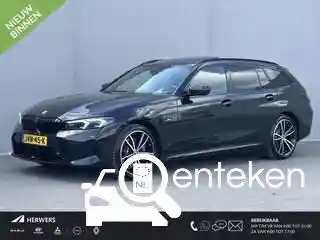 BMW 330e Touring 2023