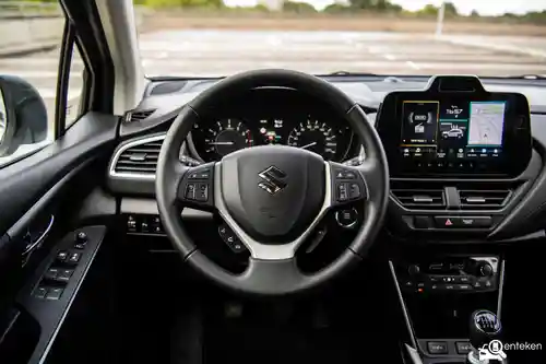 Suzuki S-Cross 1.4 Boosterjet Hybrid 2024