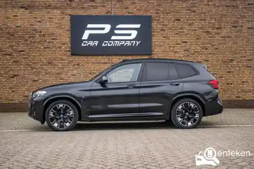 BMW iX3 2023