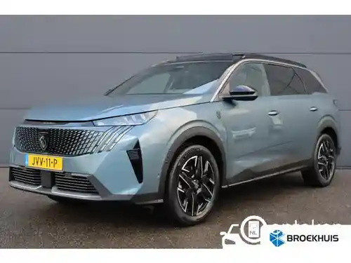 Peugeot 5008 1.2 HYBRID 136 2026