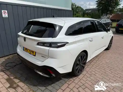 Peugeot 308 SW 1.6 Plug-In Hybrid 180 2022