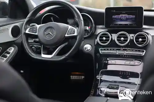 Mercedes-Benz C 180 2016