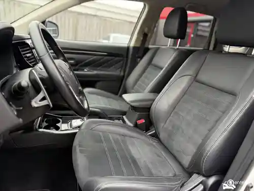 Mitsubishi Outlander 2.0 Plug-In Hybrid 2016